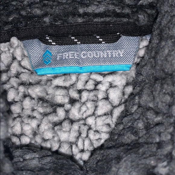 Free Country Fuzz Sweater - Picture 2 of 8